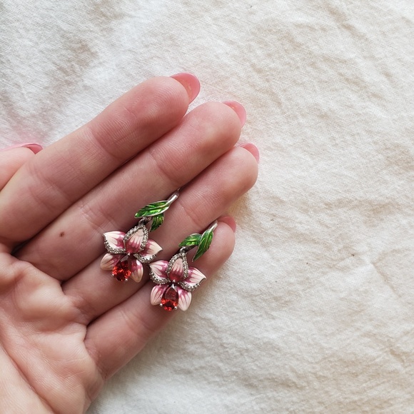 Flower Silver Earrings Red Crystal - Picture 4 of 5